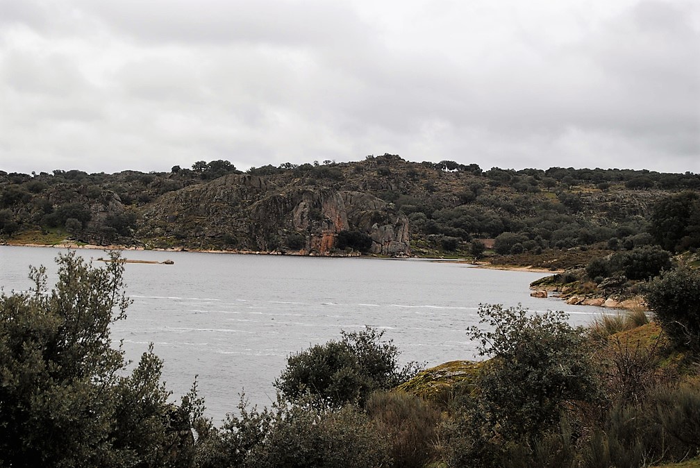 Embalse Almendra en Carbellino