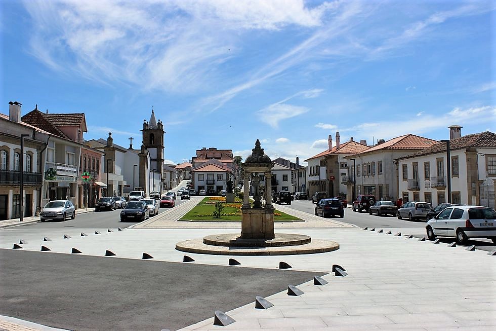 Centro de la Villa de Mogadouro