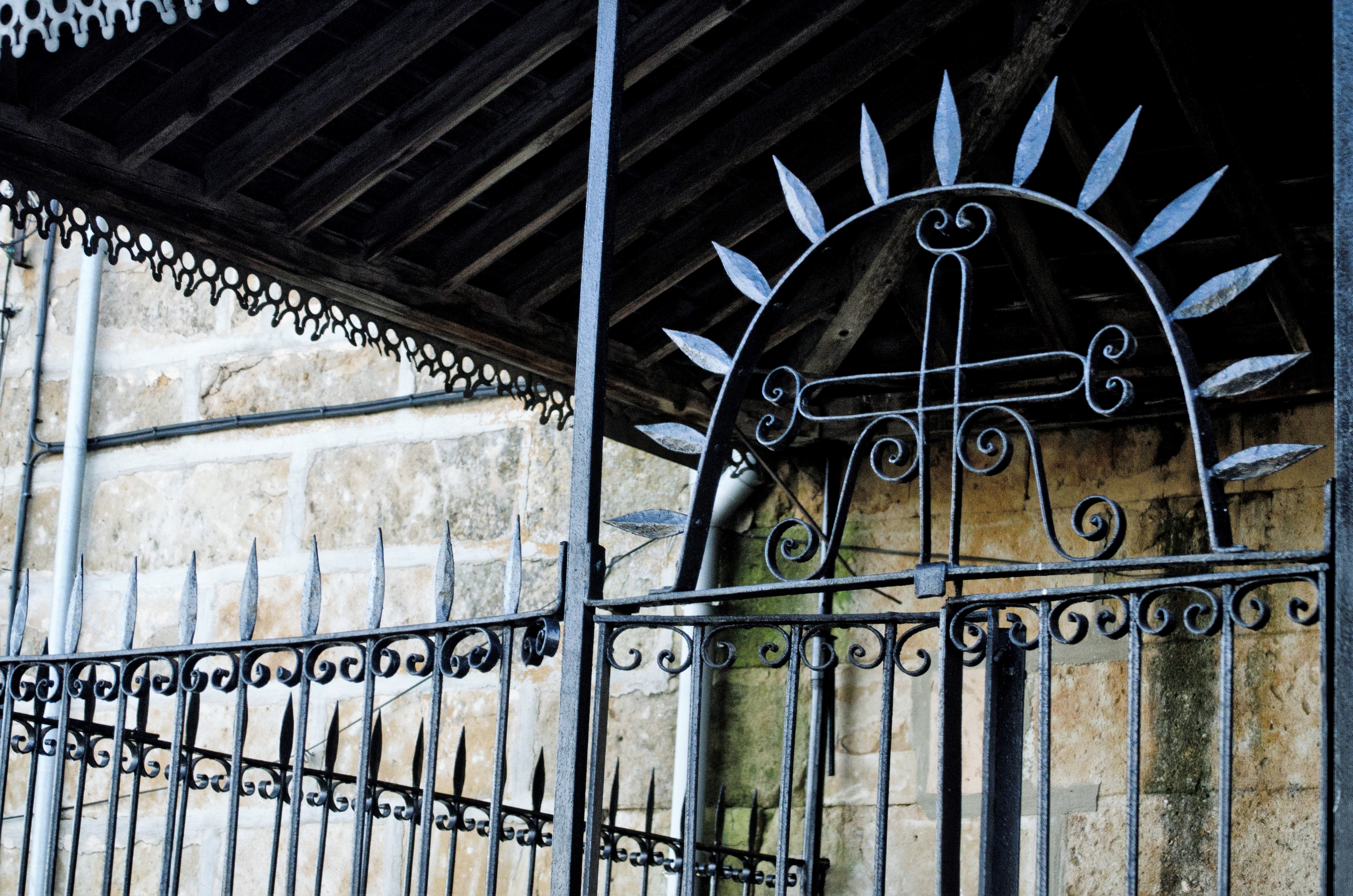 Rejería de la capilla de la Dehesa de Valdemimbre