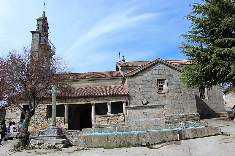 Iglesia de Fornillos de Aliste