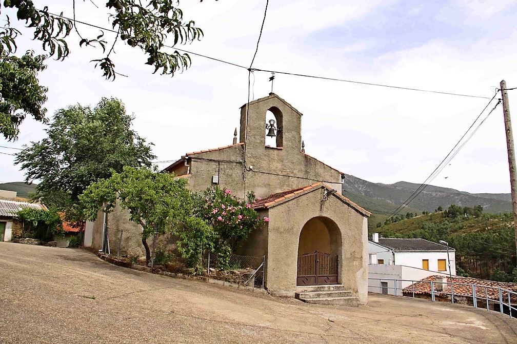 Iglesia de Vegas de Domingo Rey